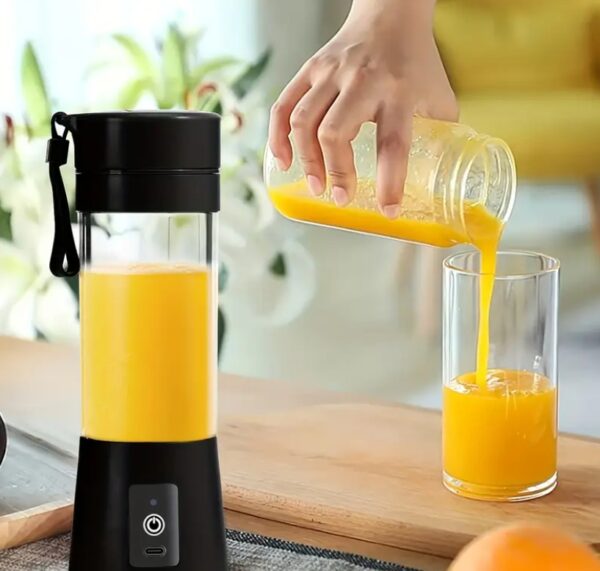 Portable and Rechargeable Battery Juice Blender - Image 3